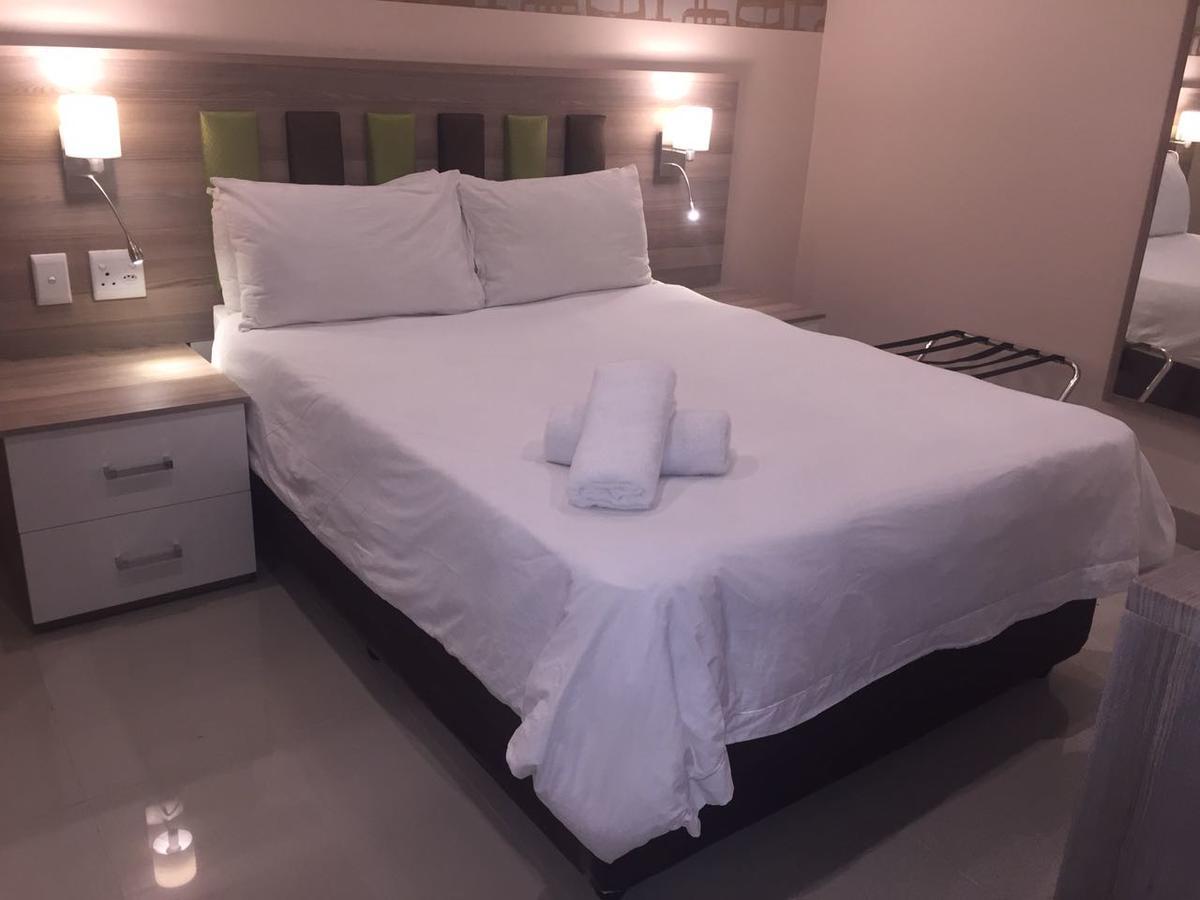 Solrand Hotel Дурбан Екстер'єр фото